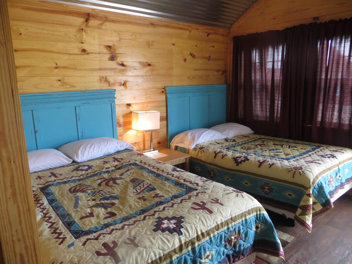 All Tucked Inn Cabins Stockdale Exteriér fotografie